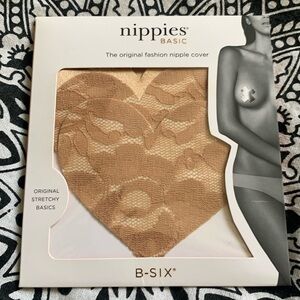Nippies Basic Cover